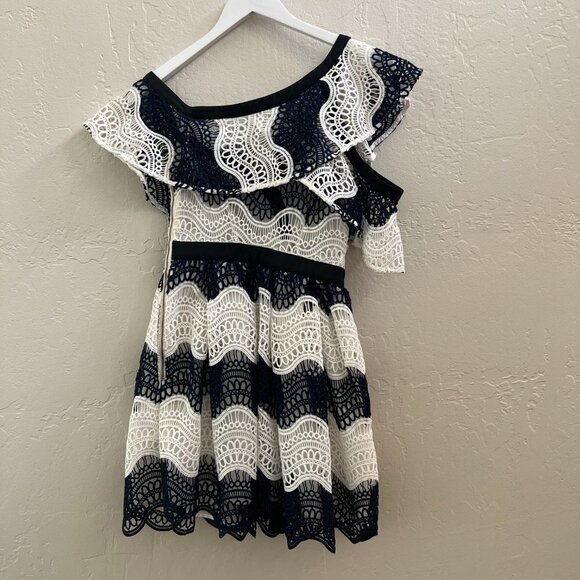 Self-Portrait White Blue Guipure Lace One Shoulder Cocktail Mini Dress - Picture 6 of 9